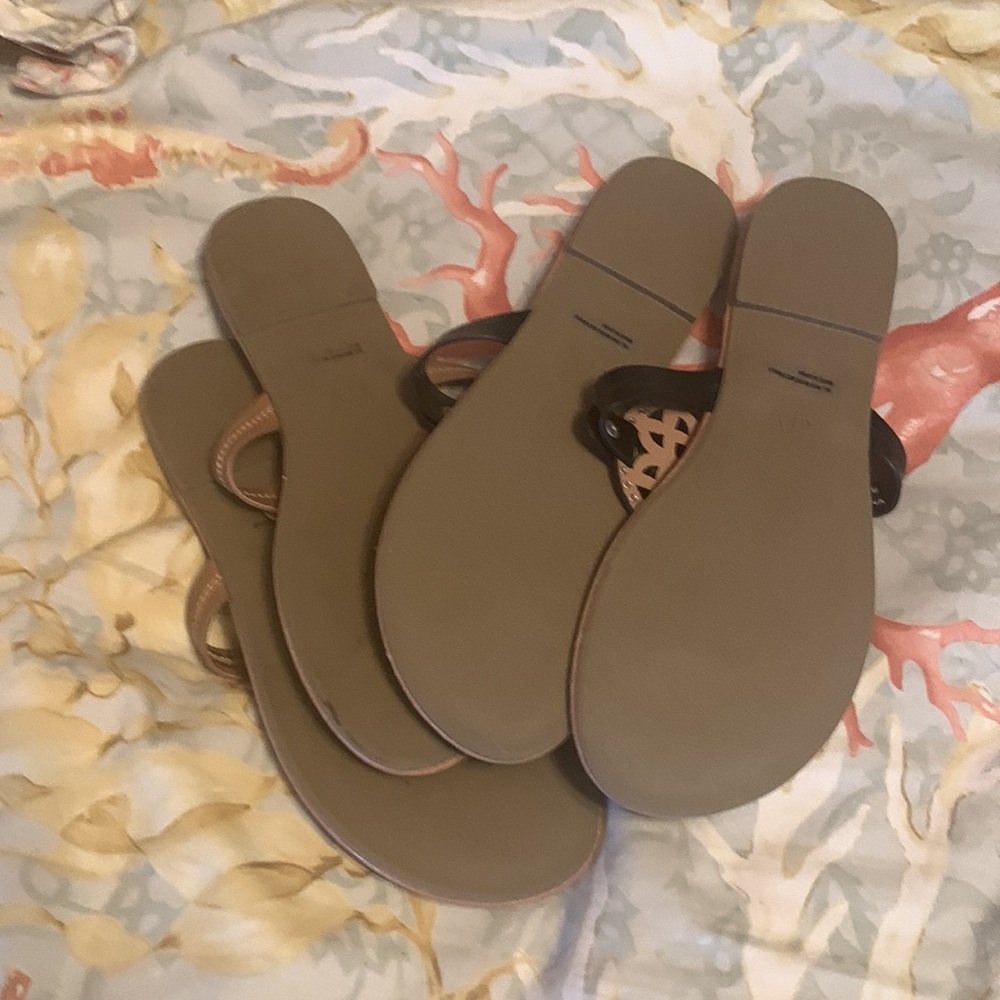 DV by Dolce Vita Black and Tan Sandals
Set of 2 - Picture 3 of 3